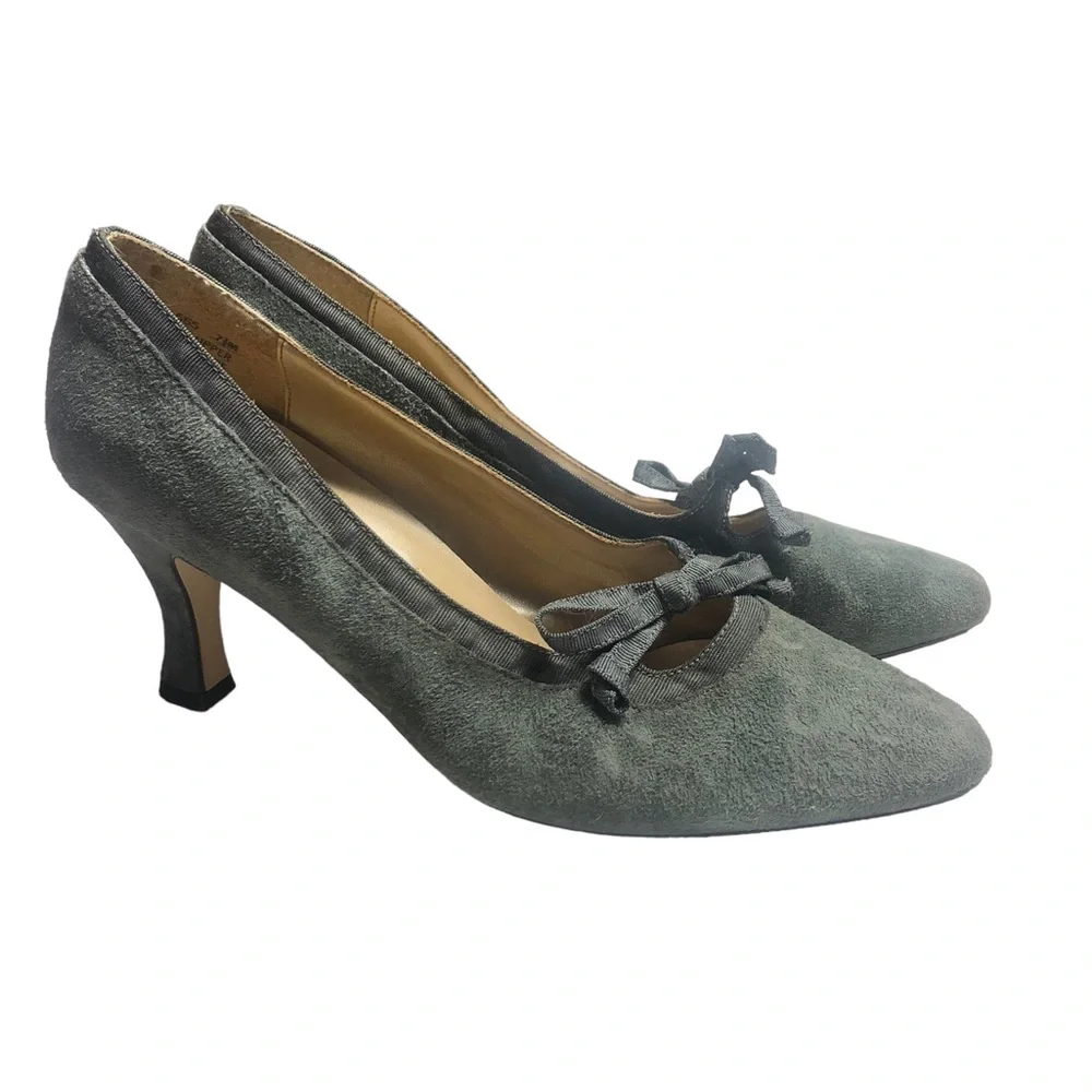 Carriage Court Gray Suede Heels - Picture 4 of 12